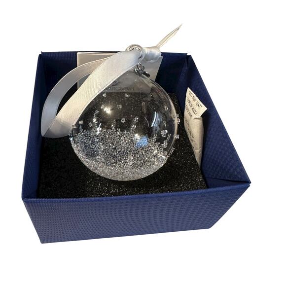 Swarovski Crystal Small Christmas Ball Ornament 5135841 In Original Box - Picture 1 of 4